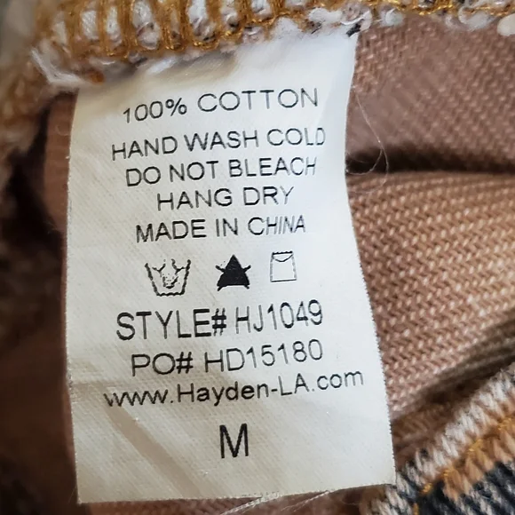 Stylish Leopard Print Women Shorts - Picture 4 of 4